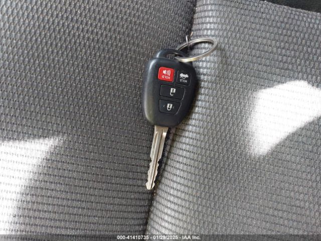 5YFBURHE3HP576152 Toyota COROLLA SE