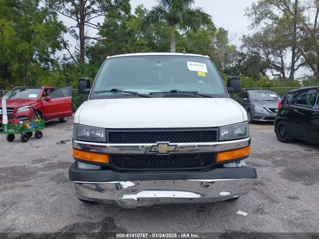 1GAZGPFG1H1167532 Chevrolet Express 3500 Lt