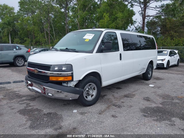 1GAZGPFG1H1167532 Chevrolet Express 3500 Lt