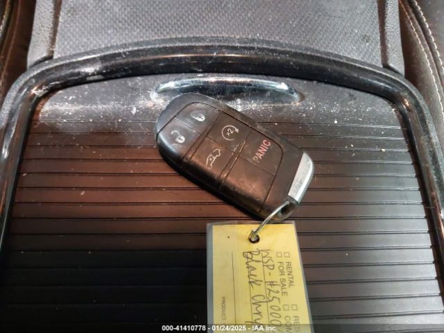 2013 CHRYSLER 300 2C3CCABG3DH715994 Photo 10