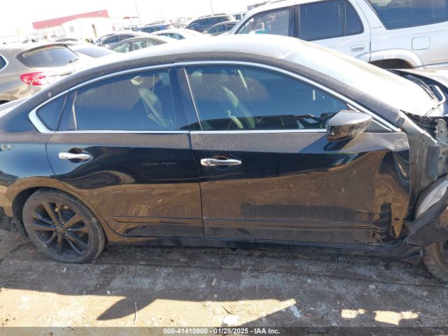 1N4AL3AP9HC243377 Nissan Altima 2.5 Sr