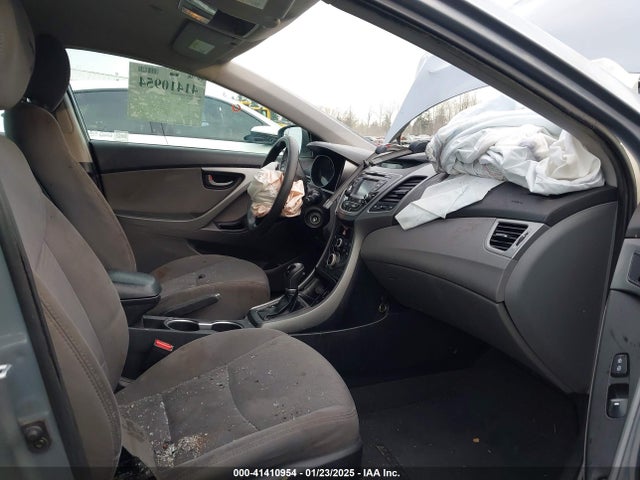 5NPDH4AEXFH598279 Hyundai ELANTRA SE