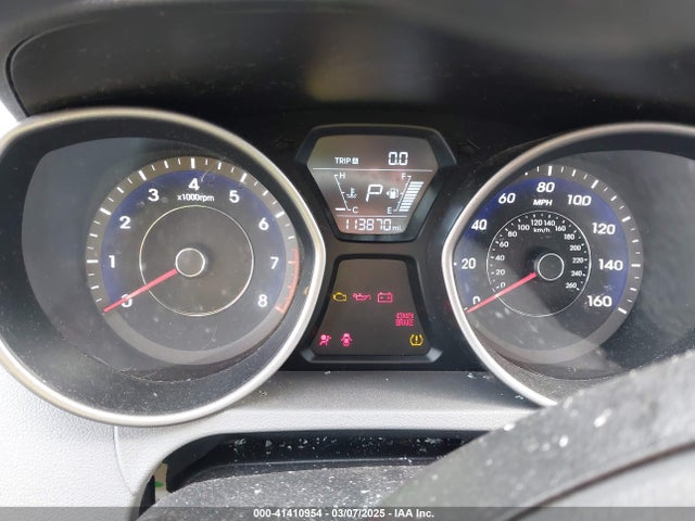 5NPDH4AEXFH598279 Hyundai ELANTRA SE