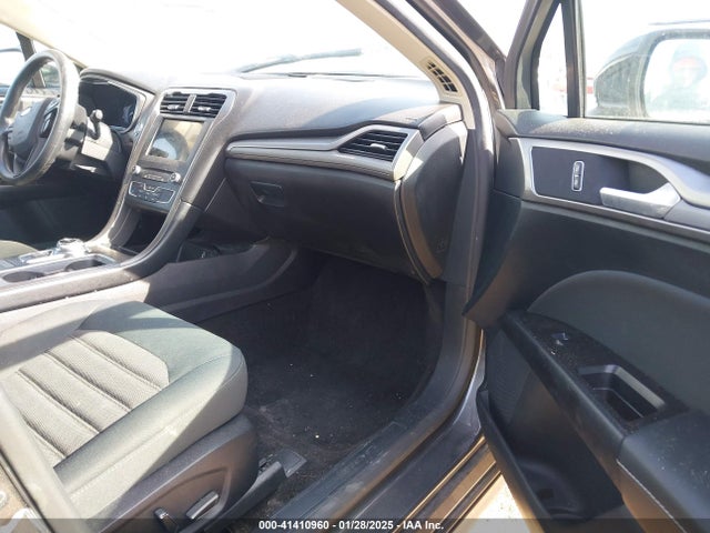 Ford FUSION SE 2017 3FA6P0H71HR410668 Image 5