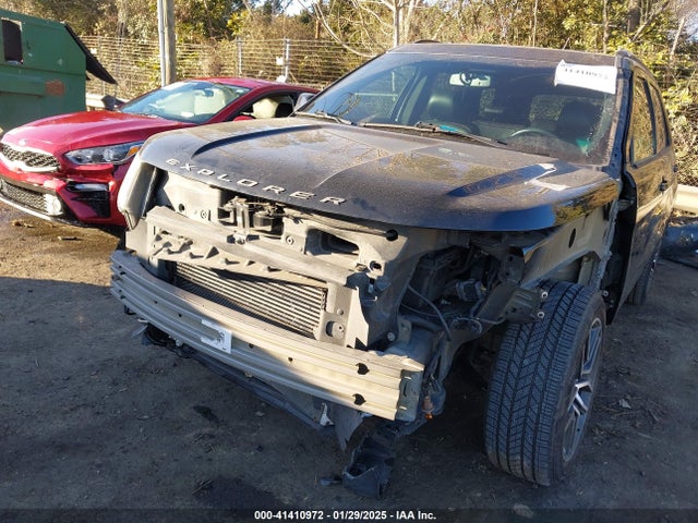 1FM5K8GT8GGA74794 Ford EXPLORER SPORT