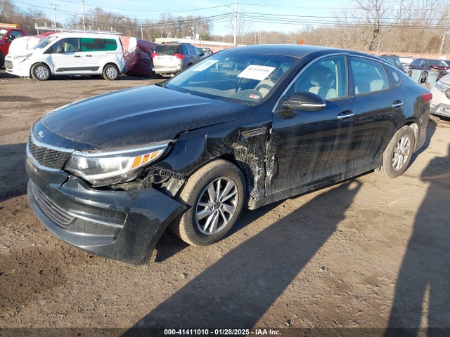 KIA Optima Lx 2017 5XXGT4L3XHG152476 Image 2