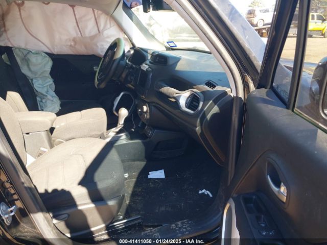 2018 JEEP RENEGADE ZACCJABB8JPJ60781 Photo 4