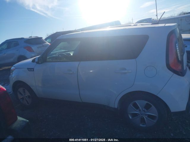 KNDJN2A24G7348418 KIA Soul