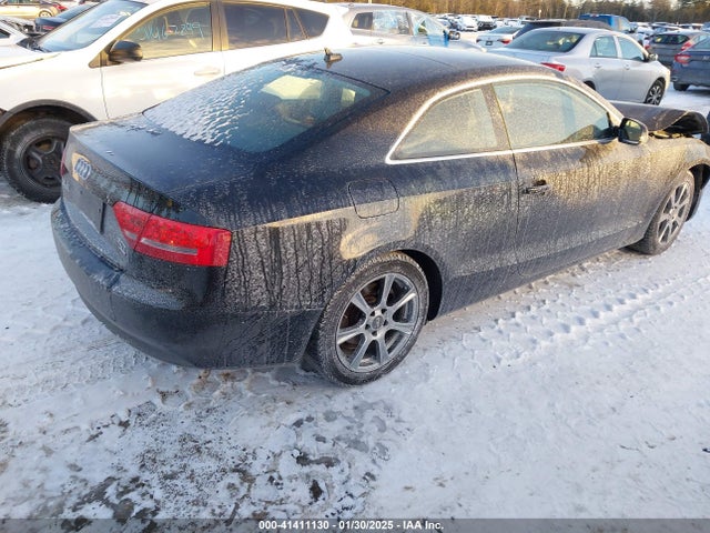2010 AUDI A5 WAULFAFR9AA081466 Photo 3