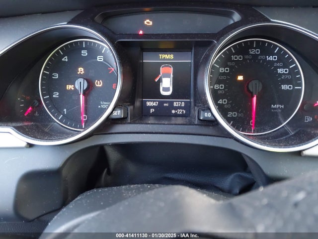 2010 AUDI A5 WAULFAFR9AA081466 Photo 6