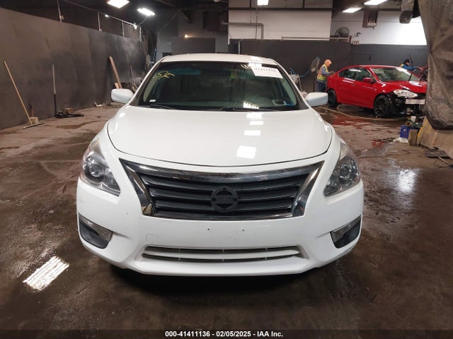 Nissan Altima 2.5 S 2015 1N4AL3AP9FN407633 Image 12
