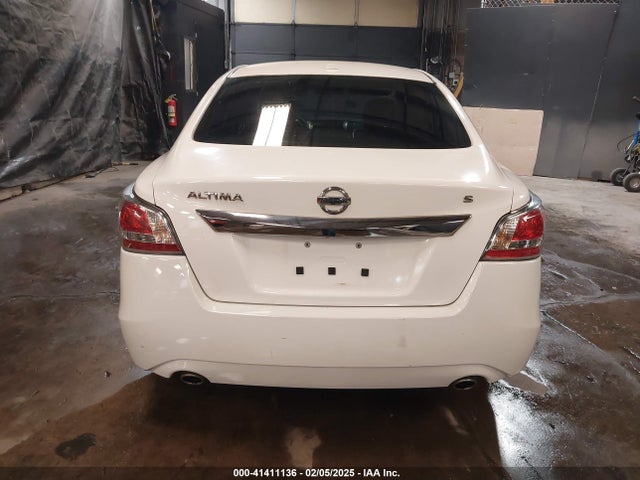 Nissan Altima 2.5 S 2015 1N4AL3AP9FN407633 Image 16