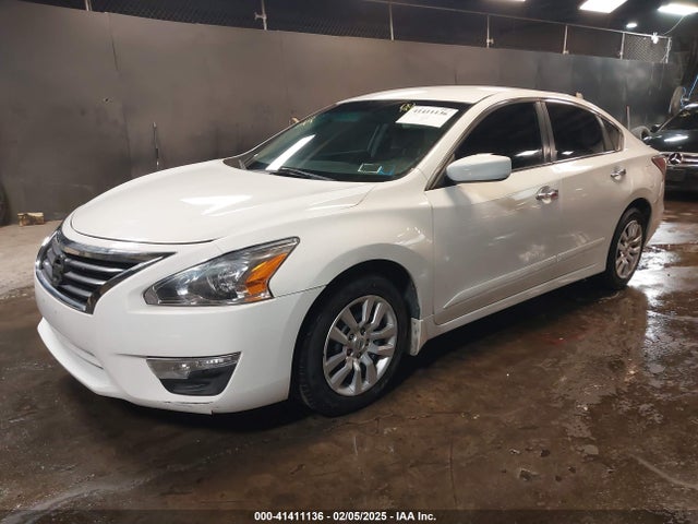 Nissan Altima 2.5 S 2015 1N4AL3AP9FN407633 Image 2