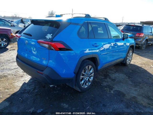 2T3C1RFV5MW137146 Toyota Rav4 Xle Premium