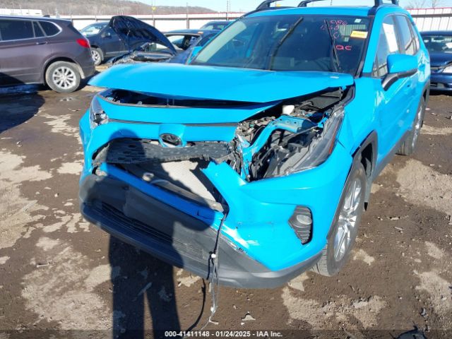 2T3C1RFV5MW137146 Toyota Rav4 Xle Premium