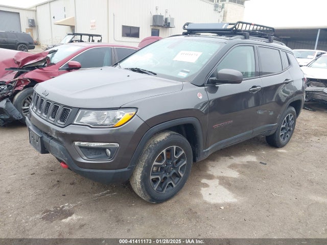 3C4NJDDB1KT739938 Jeep Compass Trailhawk 4x4