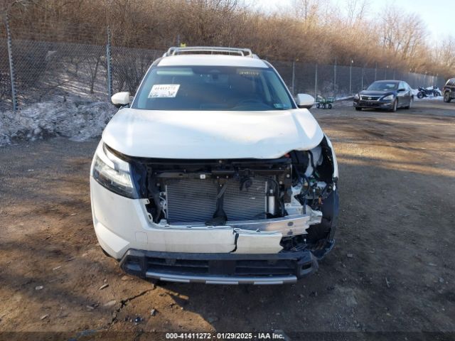5N1DR3CC0RC240154 Nissan Pathfinder Sl