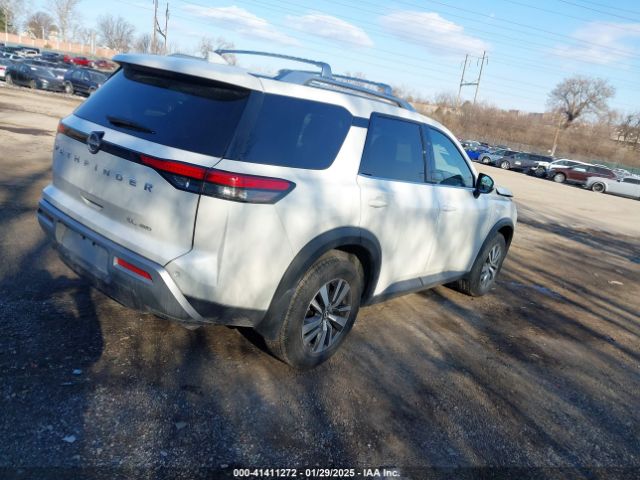 5N1DR3CC0RC240154 Nissan Pathfinder Sl