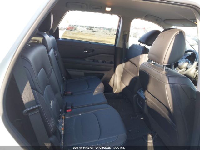 5N1DR3CC0RC240154 Nissan Pathfinder Sl