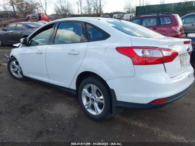 1FADP3F2XEL119080 Ford FOCUS SE