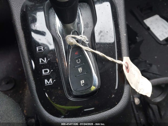 Chevrolet Sonic Lt Auto 2018 1G1JD6SB9J4112647 Image 11
