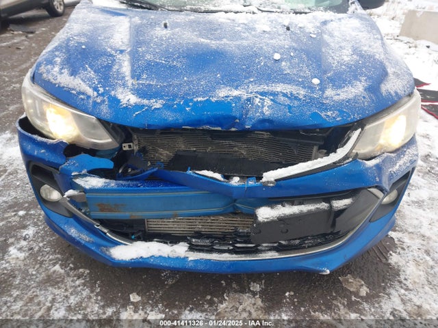 Chevrolet Sonic Lt Auto 2018 1G1JD6SB9J4112647 Image 12