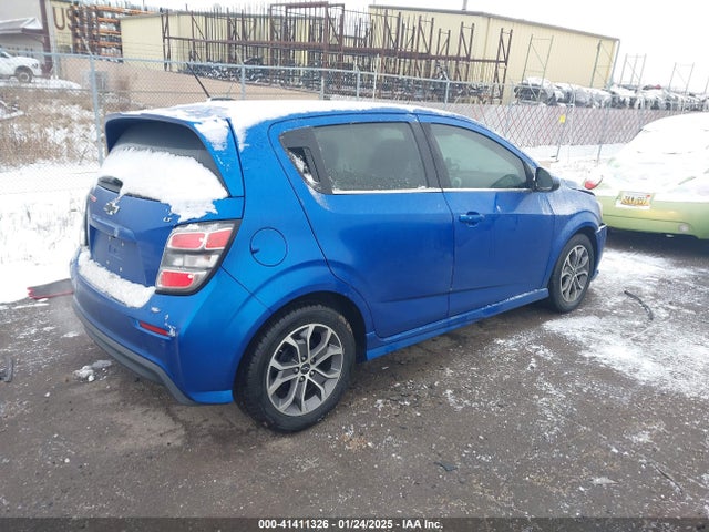 Chevrolet Sonic Lt Auto 2018 1G1JD6SB9J4112647 Image 4