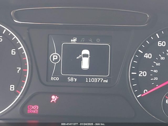 5XYPG4A56HG302345 KIA Sorento 3.3l Lx