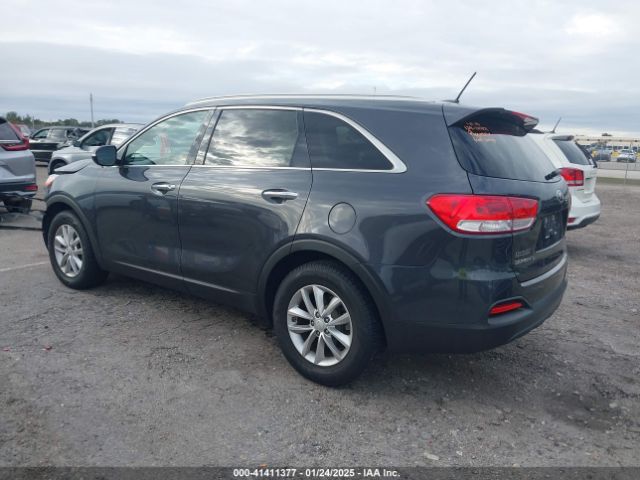 5XYPG4A56HG302345 KIA Sorento 3.3l Lx