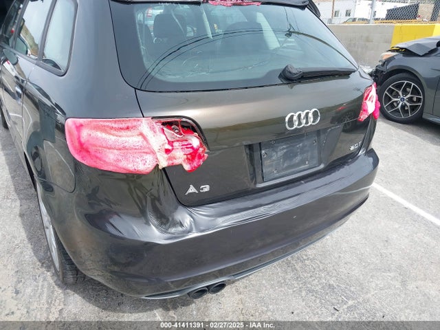 2013 AUDI A3 WAUBEAFM9DA020500 Photo 5