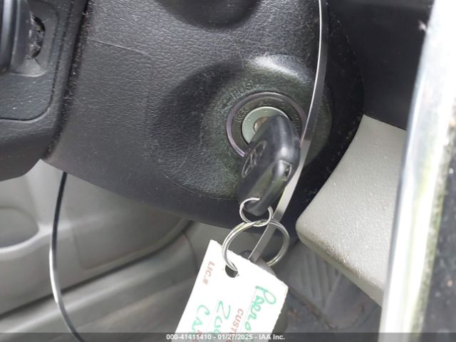 4T1BF1FK6FU089818 Toyota CAMRY LE
