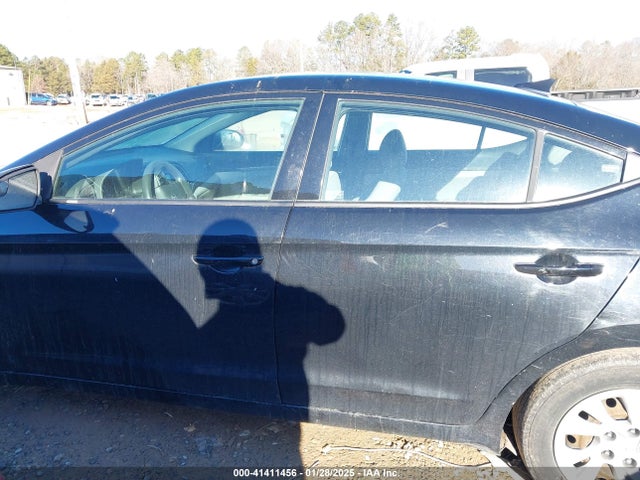 5NPD74LF5HH143836 Hyundai ELANTRA SE