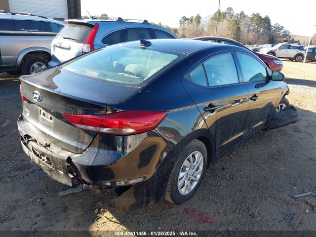5NPD74LF5HH143836 Hyundai ELANTRA SE