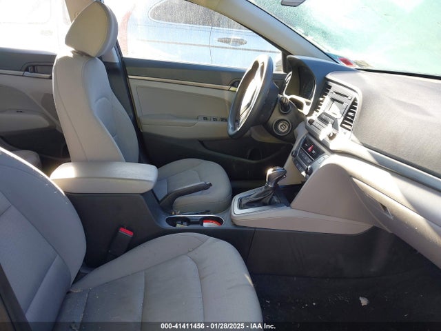 5NPD74LF5HH143836 Hyundai ELANTRA SE
