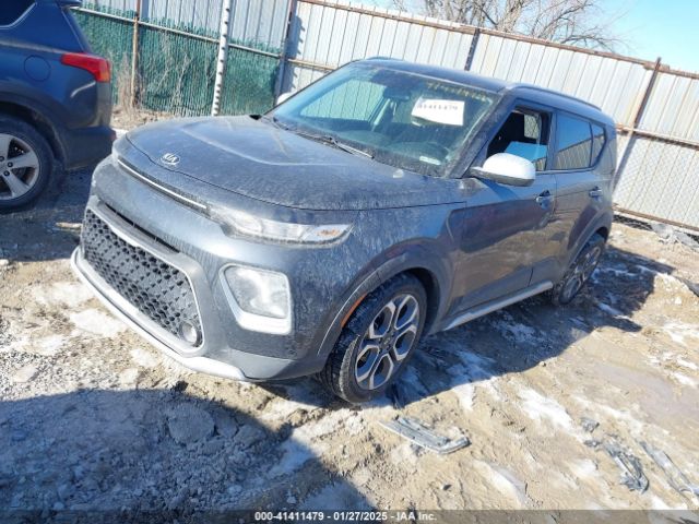 KNDJ23AU2L7032655 KIA Soul X-line