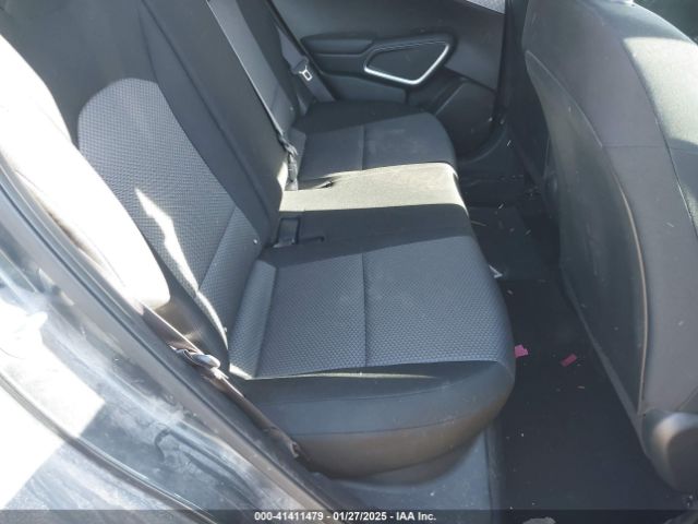 KNDJ23AU2L7032655 KIA Soul X-line