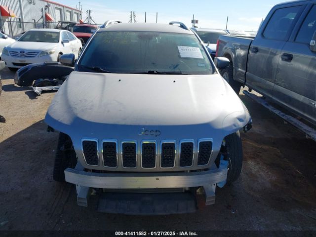 1C4PJLCB9MD150813 Jeep Cherokee Latitude Fwd