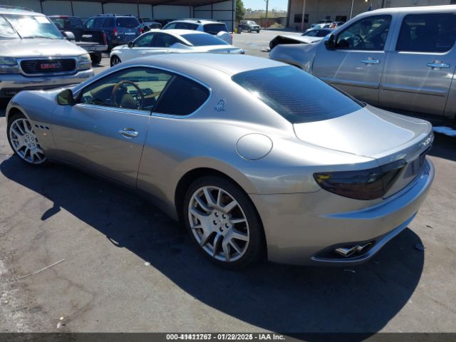 2009 MASERATI GRANTURISMO ZAMGJ45A690042878 Photo 2
