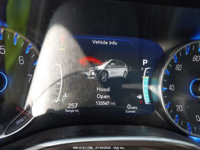 2C4RC1GG2HR705648 Chrysler Pacifica Limited
