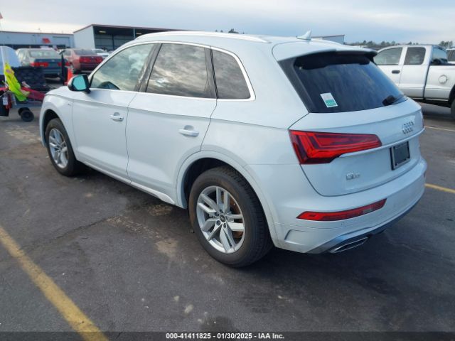 2022 AUDI Q5 WA1GAAFY2N2003728 Photo 2