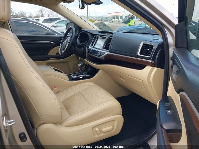 5TDDCRFH0GS019231 Toyota Highlander Hybrid Limited Platinum V6