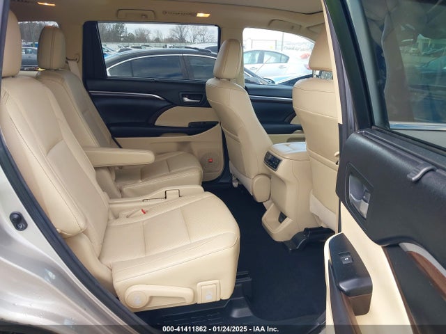 5TDDCRFH0GS019231 Toyota Highlander Hybrid Limited Platinum V6