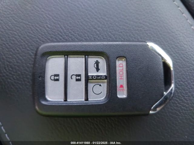 19XZE4F99ME009749 Honda Insight Touring