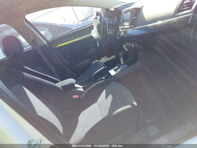 2009 MITSUBISHI LANCER JA3AU86W99U039127 Photo 4