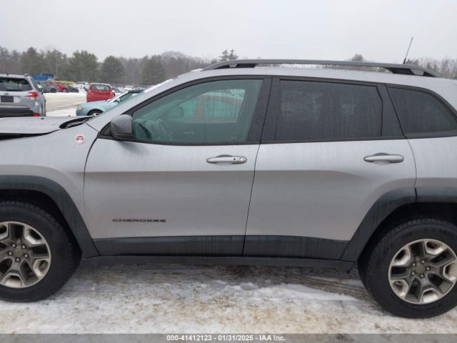 1C4PJMBX2KD298169 Jeep Cherokee Trailhawk 4x4