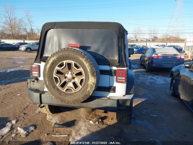 1C4BJWFG9HL679998 Jeep Wrangler Unlimited Rubicon 4x4