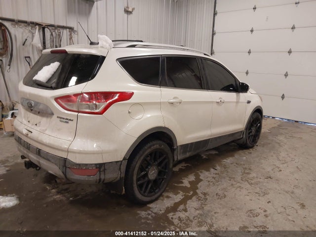 1FMCU9J9XEUE37566 Ford Escape Titanium