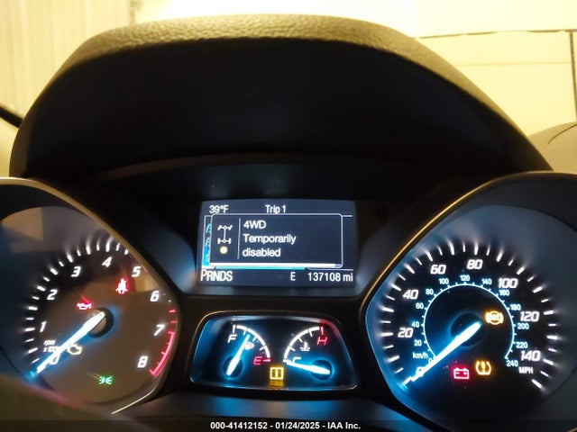 1FMCU9J9XEUE37566 Ford Escape Titanium