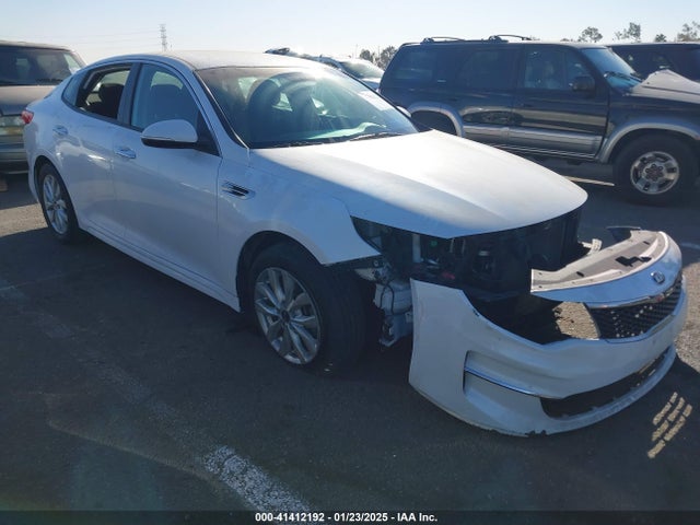 KIA Optima Lx 2018 5XXGT4L30JG271255 Image 1