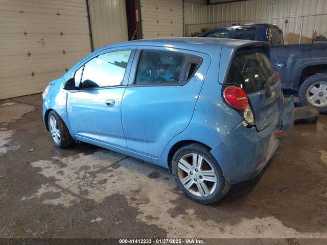 Chevrolet Spark 1lt Cvt 2015 KL8CD6S9XFC731373 Image 3